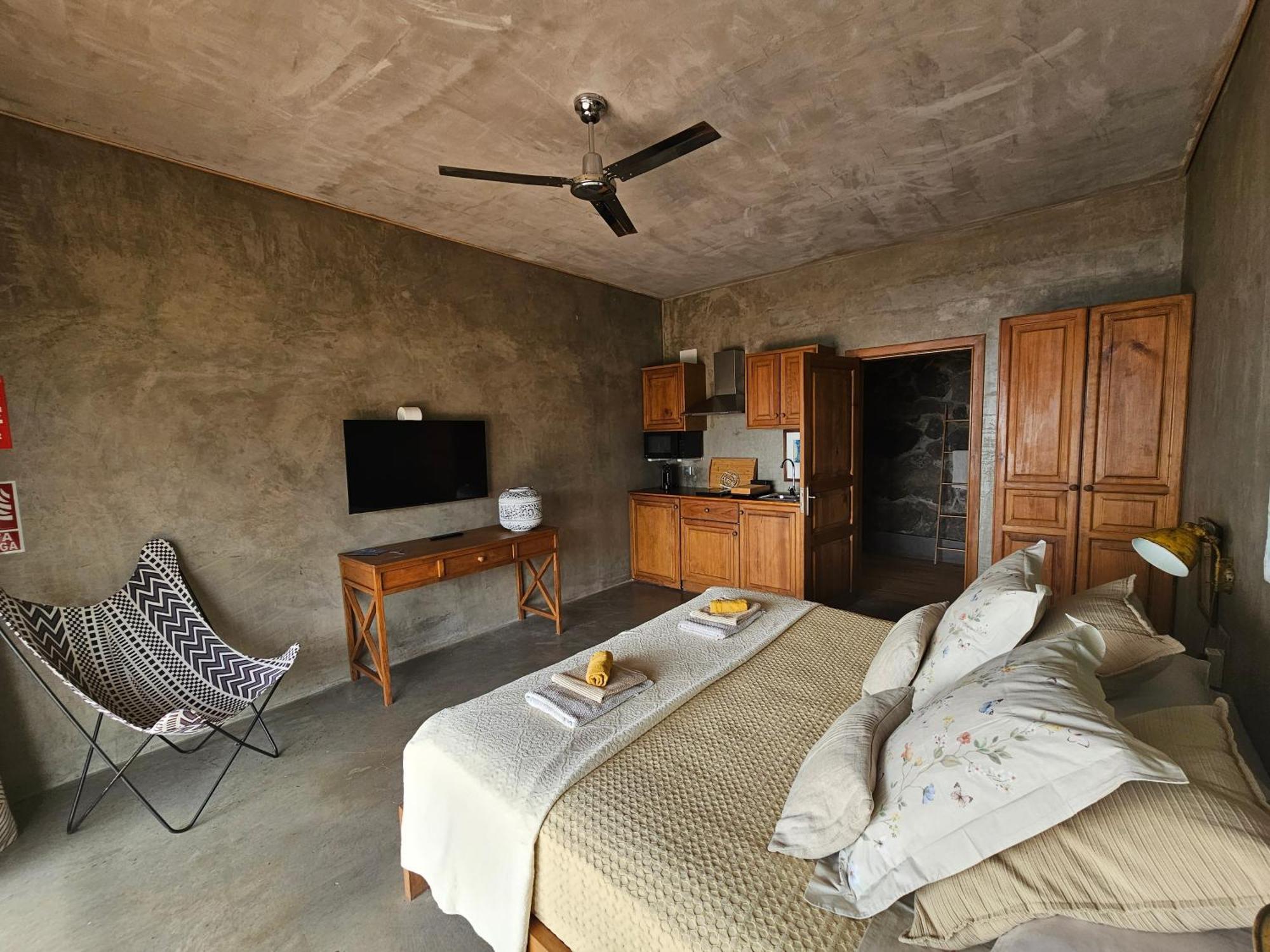 Les Terrasses Suites Calheta  Εξωτερικό φωτογραφία